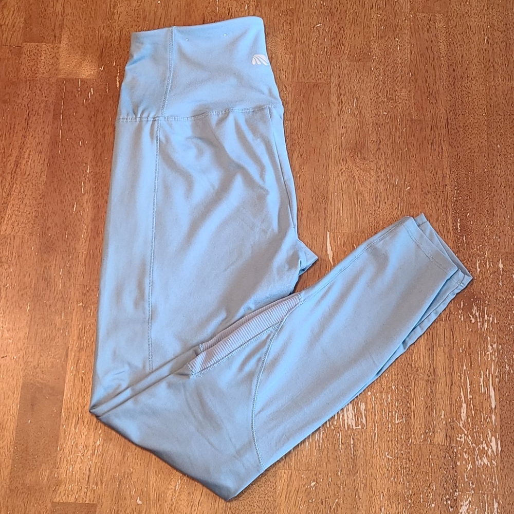 🆕️ NWOT Marika Leggings
